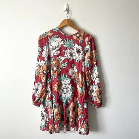 Aritzia Wilfred Lambrusco Tiered Mini Dress Dress Warm Red Subtle Mint Floral - Picture 3 of 9